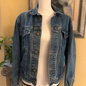 Calvin Klein Women’s Size Medium Jean Jacket